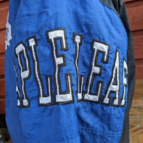 **SOLD**Vintage Starter Leafs bomber jacket - Picture 5 of 8